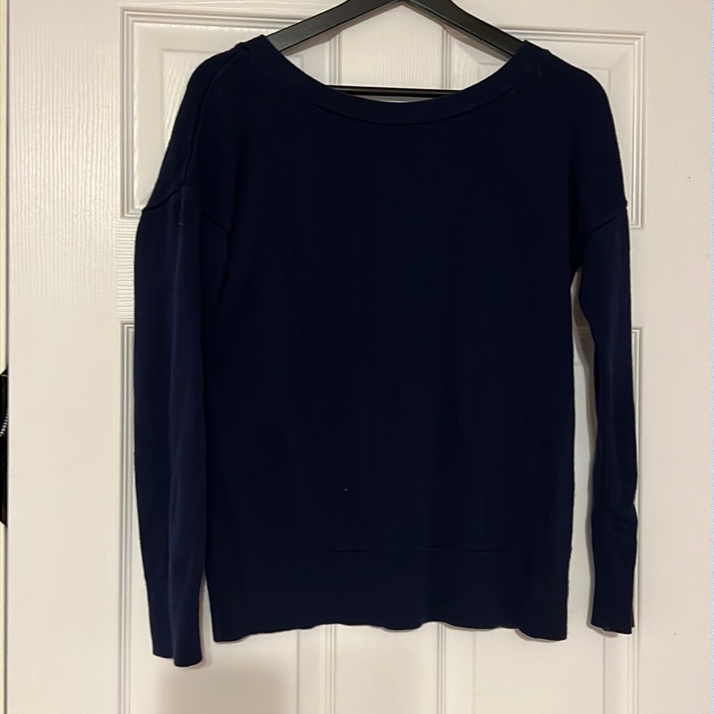 Cross-Cross pullover